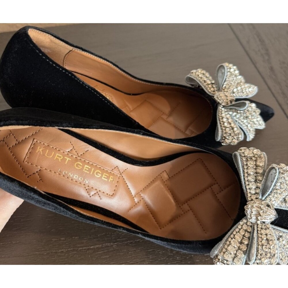 Kurt Geiger Size 7.5/ 38 Belgravia Black Velvet Rhinestone Bow Heels Shoes Pumps - Picture 7 of 15
